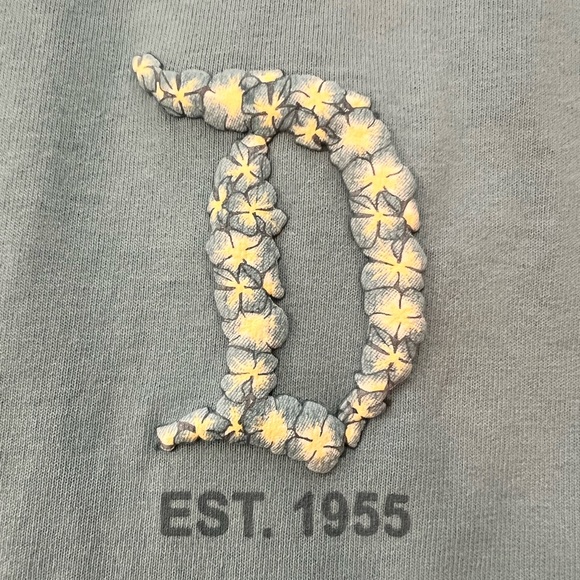 Disney Parks Spirit Jersey - NEW - Hydrangea Flowers - Picture 6 of 6